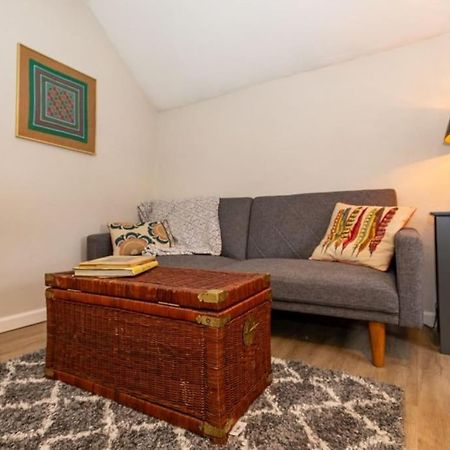 Cozy & Comfy Cottage In The City - W Parking ピッツバーグ エクステリア 写真