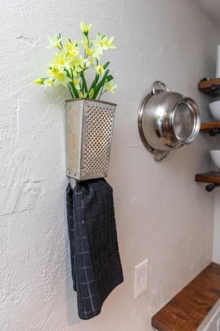 Cozy & Comfy Cottage In The City - W Parking ピッツバーグ エクステリア 写真