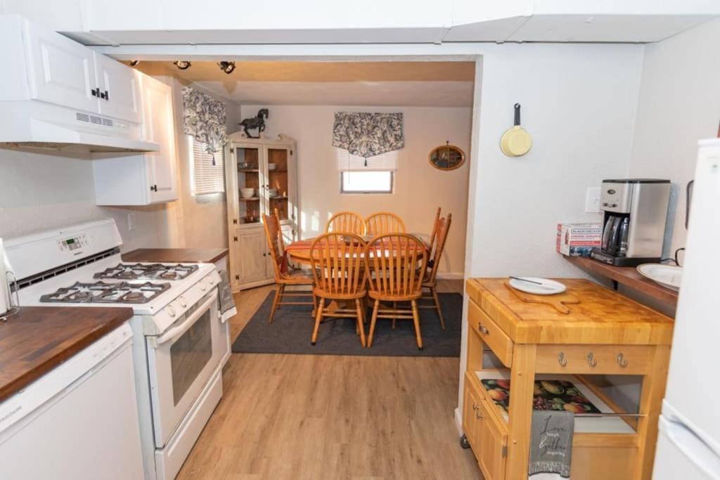 Cozy & Comfy Cottage In The City - W Parking ピッツバーグ エクステリア 写真